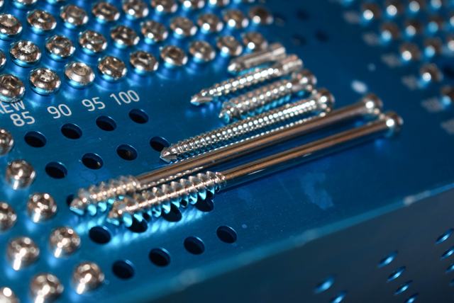 Cannulated screws